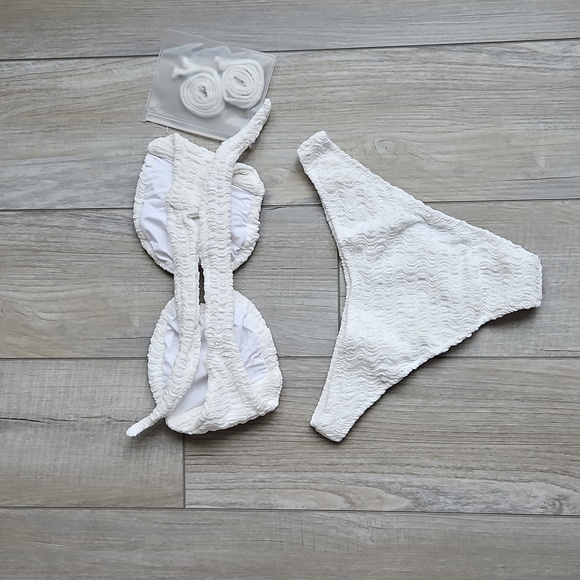 Montce Bikini Set - Picture 10 of 11